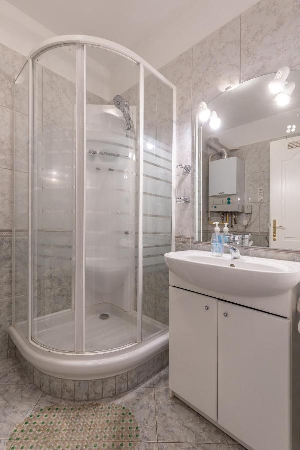 Kek Hullam Apartman By Bltn Apartment Сиофок Екстериор снимка